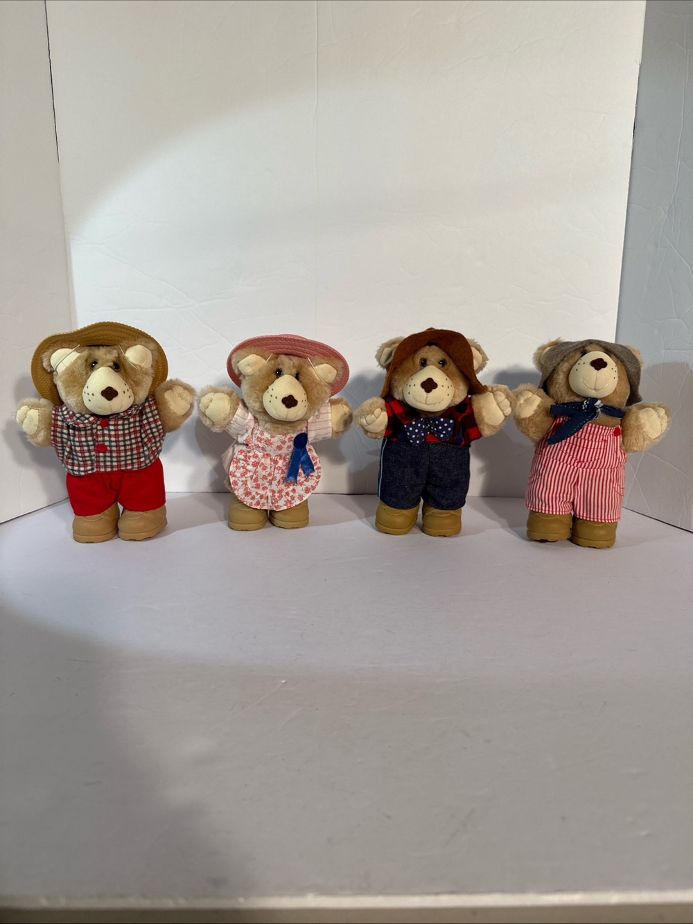 Set Of 4 Furskins Plush Teddy Bears Wendy’s 1986 Dudley Boone Farrell Hattie 7”